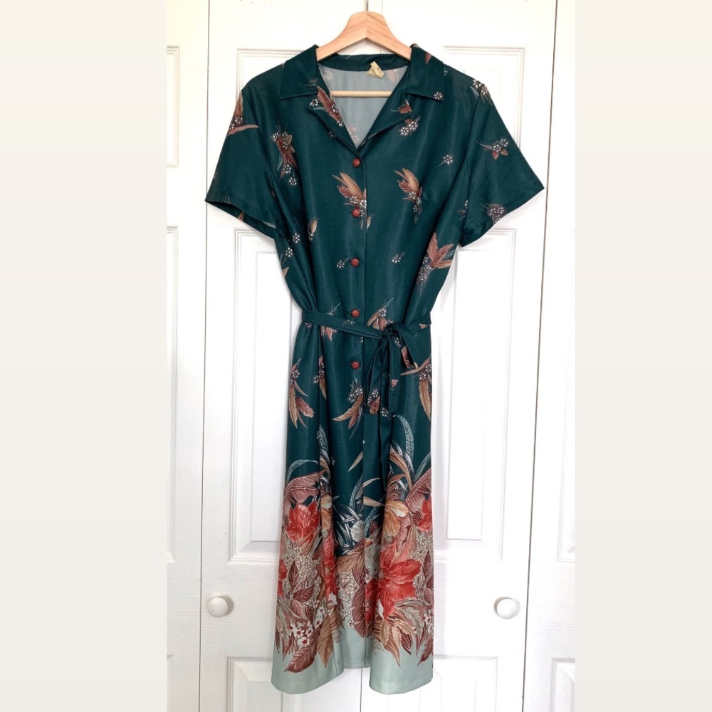 Vintage Green Botanical Border print Dress